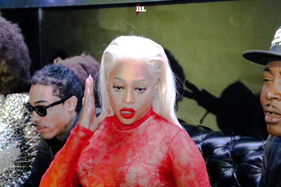 LHHM Premiere, frame 3